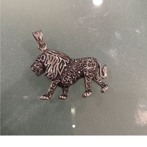 Lion pendant